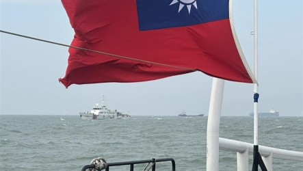 貼國旗照　管碧玲：海巡才是台灣海域唯一執法者