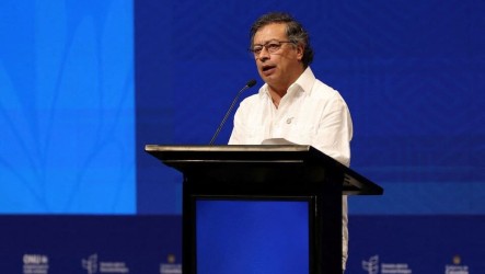 哥國總統裴卓將赴美會晤川普　聚焦外交與軍事爭議