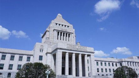 日相解散眾院　稱「未經政權選舉洗禮」、求民意授權