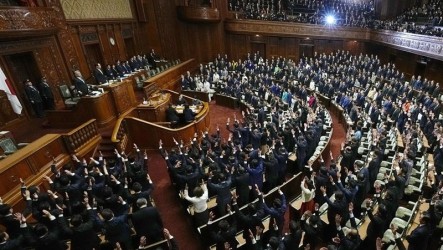 日眾院選戰開打  「萬歲三唱」聲中高市矢志贏回國會