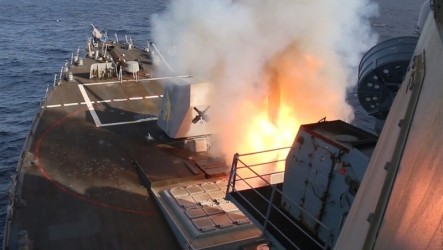 路透：攻伊消耗武器庫存　白宮召見國防產業高層