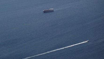 伊朗加強打擊　荷莫茲海峽和波斯灣共傳3貨船遇襲