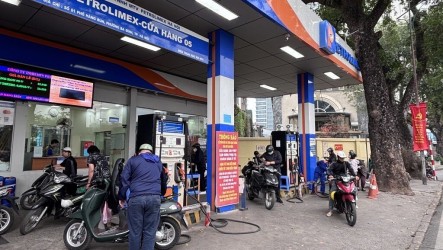 石油危機曝脆弱性  學者：越南核能、綠色運輸轉捩點