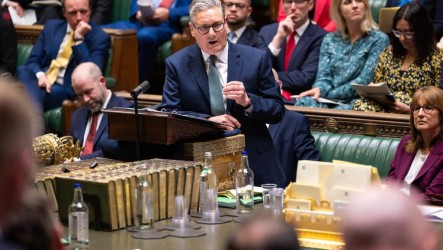 英相施凱爾：英法擬本週開峰會　促開通荷莫茲海峽