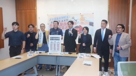 民團偕跨黨派立委　籲行政院儘速提租賃專法修法