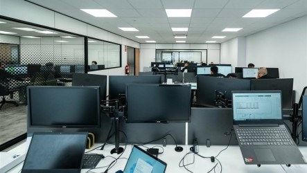 日本限制地方政府IT採購須認證　實質排除中國製設備