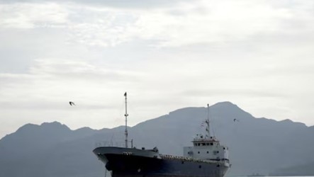 伊朗軍方宣布再度關閉荷莫茲海峽　稱因美國仍封鎖港口