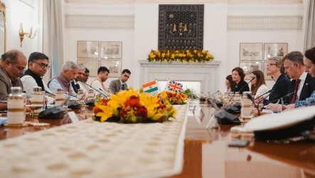 英外相結束訪問中國印度　聚焦經濟與安全事務