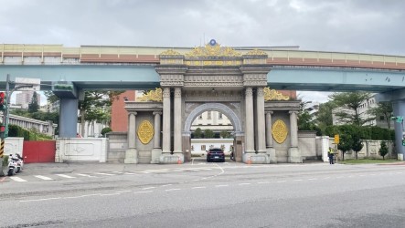 網傳學生寢室內吸電子菸 警專：記過處分、函送裁罰