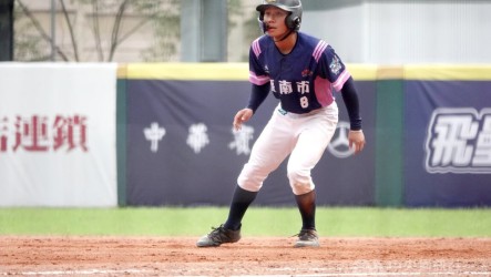 玉山盃張仲凱2安2打點　攻跑守兼具將挑戰選秀