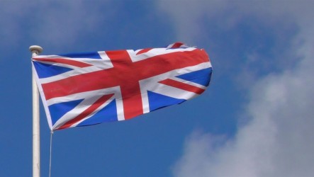 英相施凱爾宣布請辭　英國民眾審慎樂觀看待