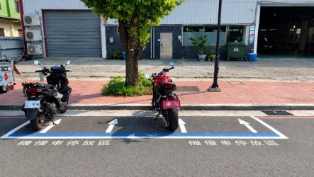 中市開放大型重機車停放路邊機慢車格  11月起實施