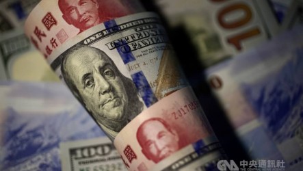 楊金龍：相較韓國外資更愛台股　採柳樹理論無特定匯率防線