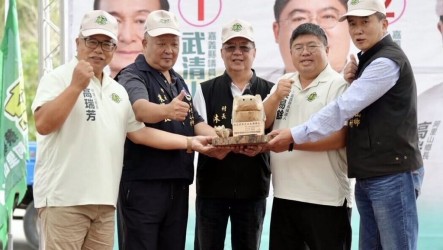 蔡易餘成立阿里山後援會　吳品叡東石懇託拜票