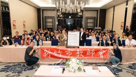高虹安出席竹市教育政策論壇　簽署8大訴求承諾書
